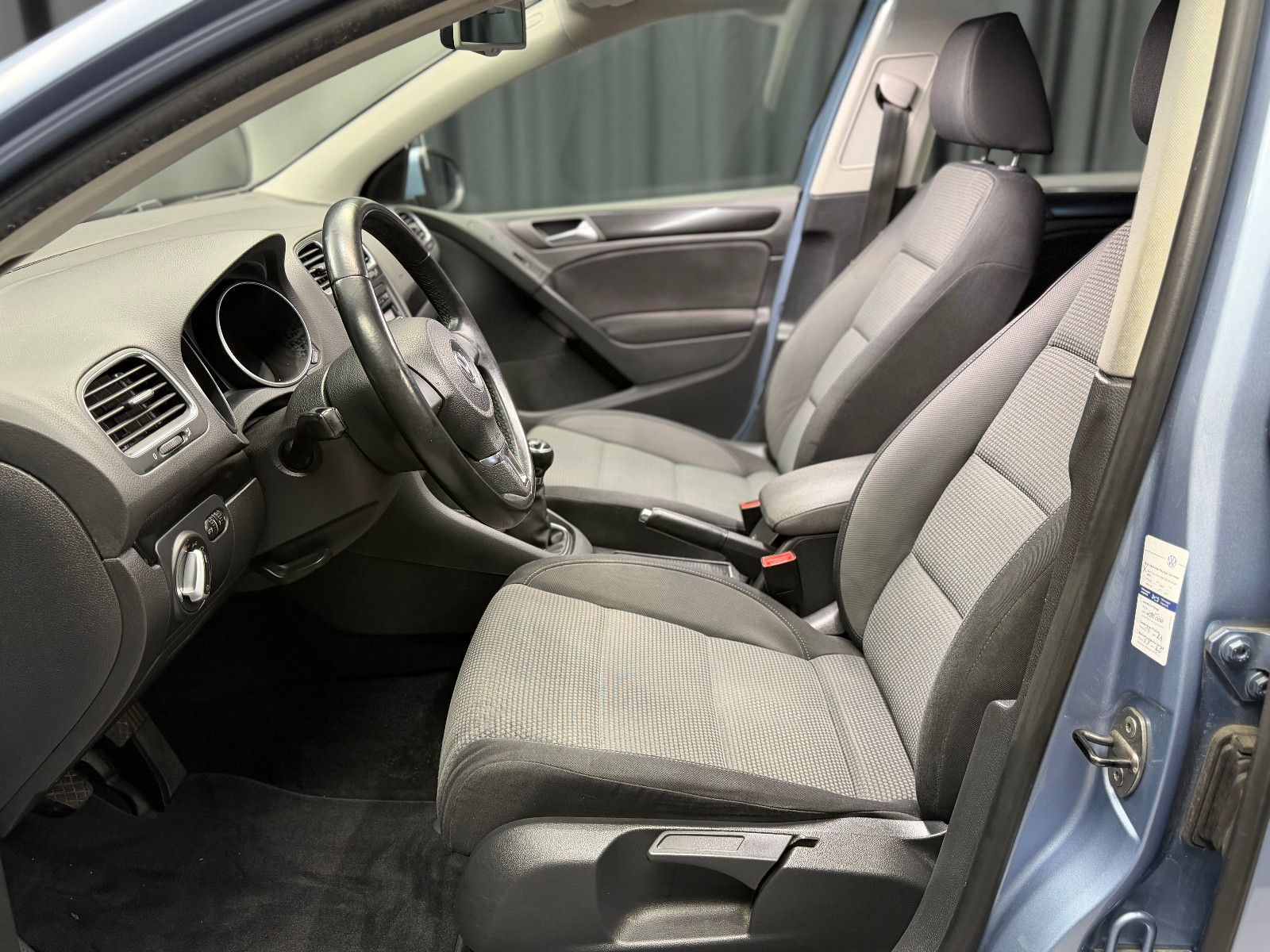 Fahrzeugabbildung Volkswagen Golf VI Comfortline |AHK|1.HAND
