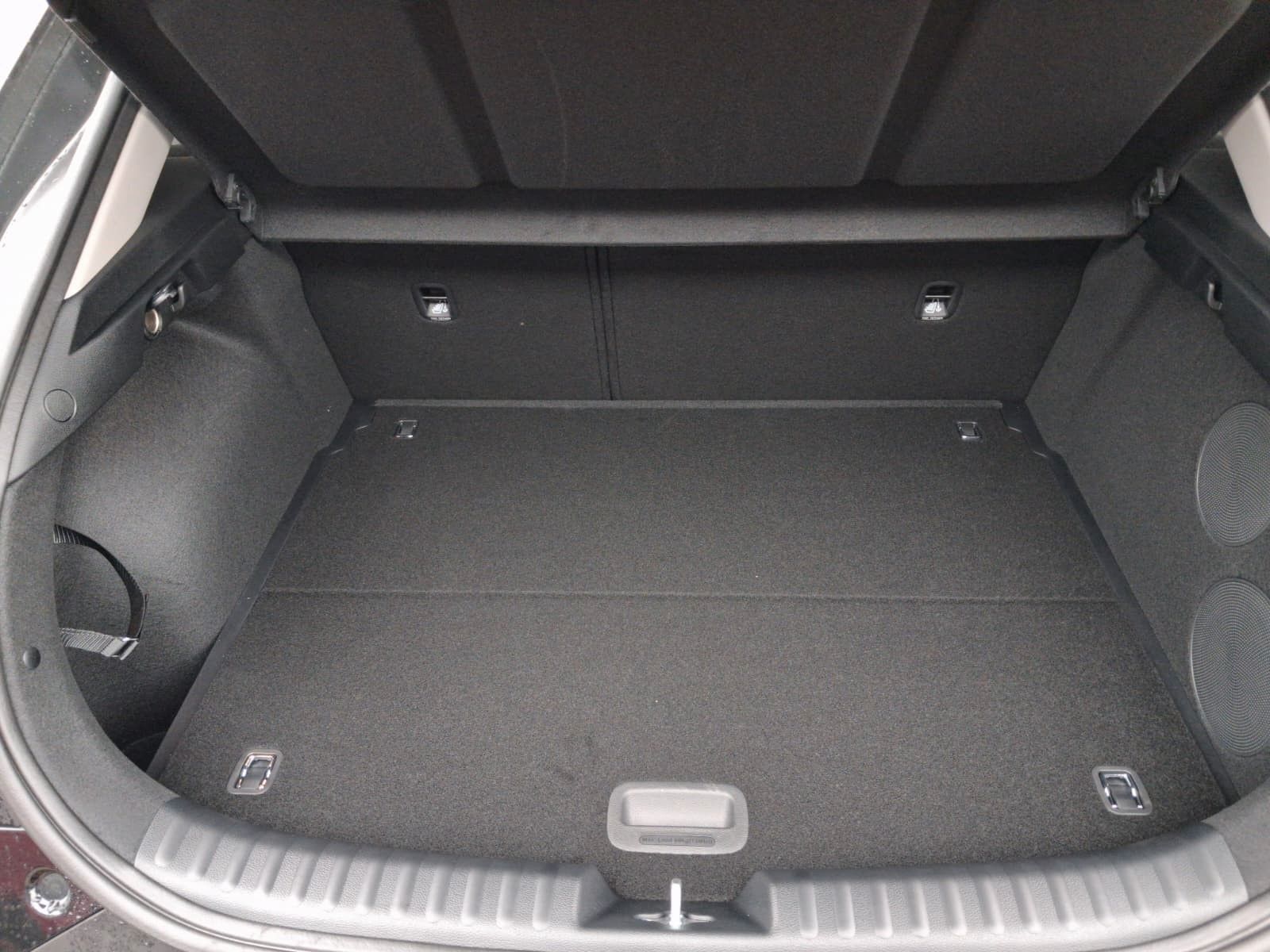 Fahrzeugabbildung Kia XCeed Spirit Sound Navi PDC Kamera uvm.