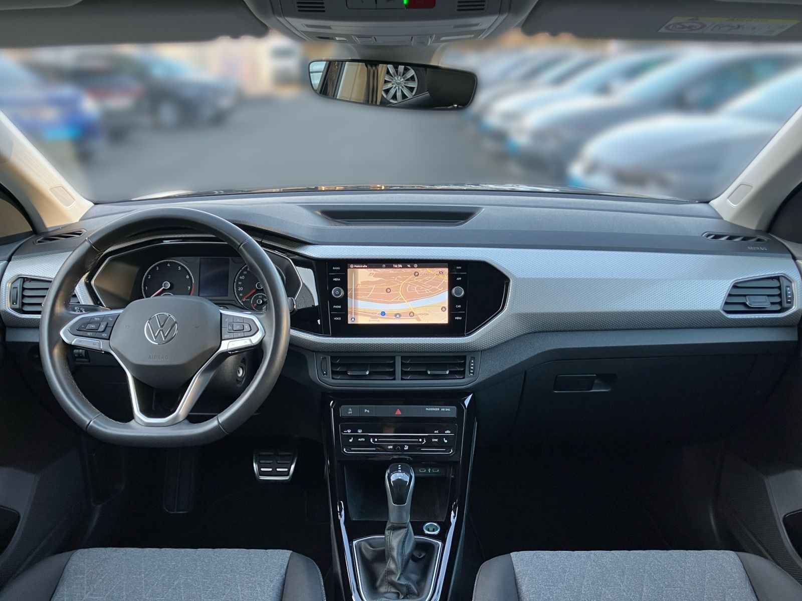 Volkswagen T-Cross - Bild 11