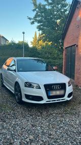 Audi S 3 Sportback 2 .0 TFSI S Tronic 195 ... - Audi A3 aus 2010: 2.0