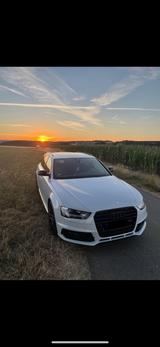 Audi A4 2.0 TDI 140kW 3x S line 