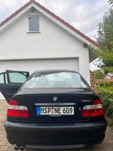 BMW E46 320i 170 PS - BMW 320 aus 2004: 320i