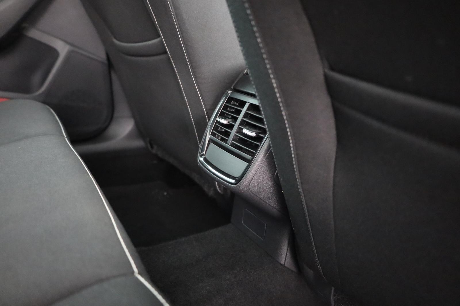 Skoda Kamiq 1.5 TSI Monte Carlo LED Panorama DAB