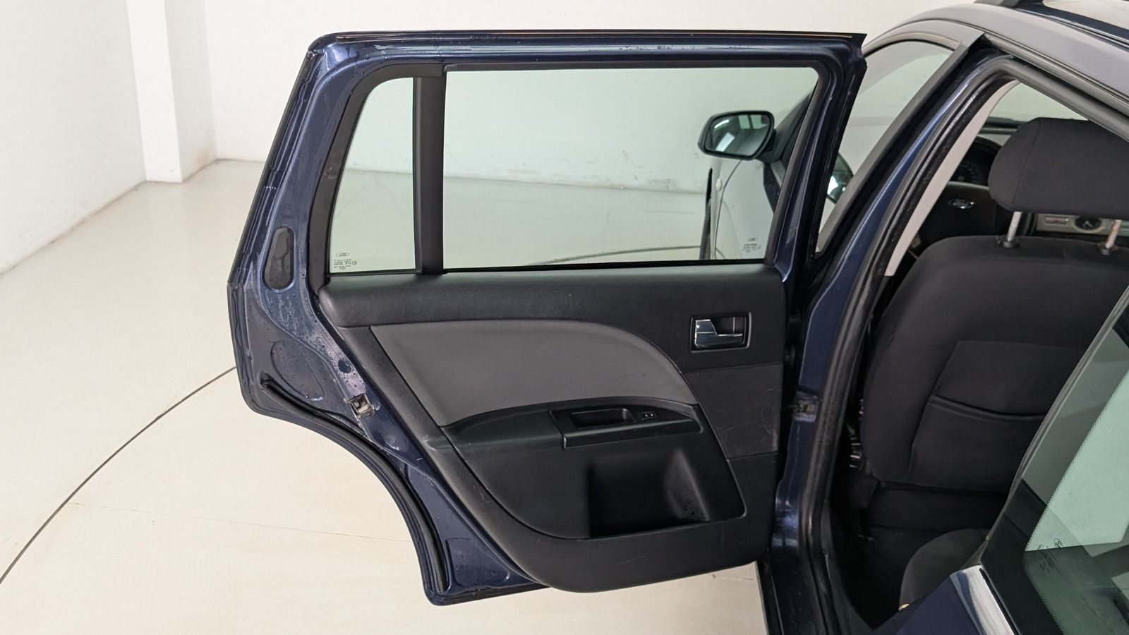 Fahrzeugabbildung Ford Mondeo Turnier 1.8 Ambiente