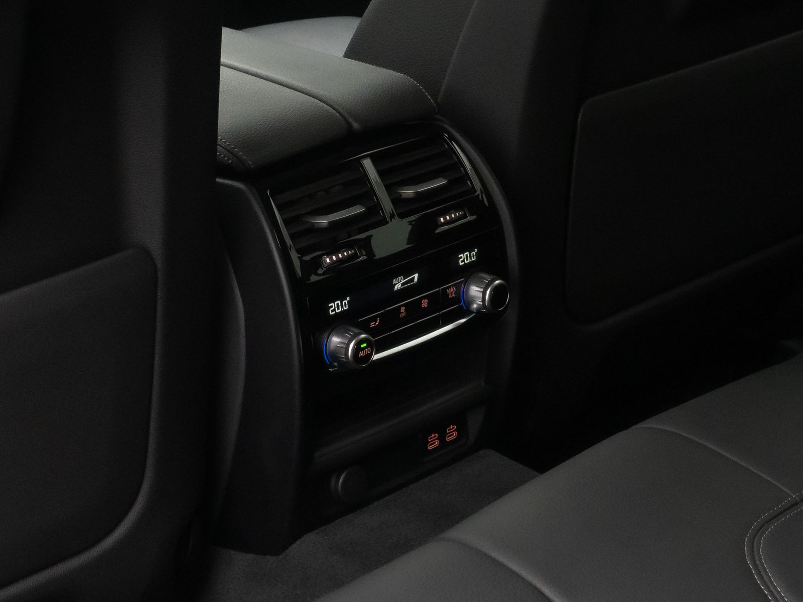 Fahrzeugabbildung BMW 520d Luxury Line HUD DAB Laser Kamera Sport Komf