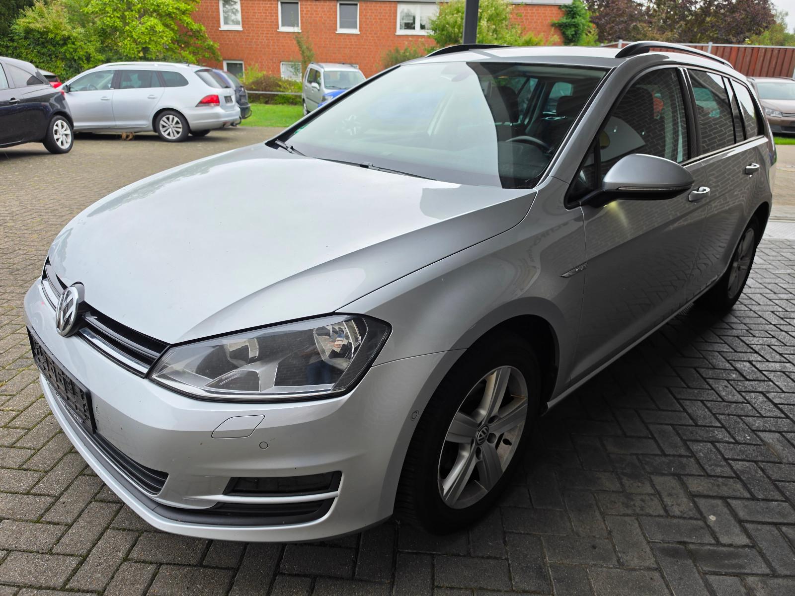 Volkswagen Golf VII Variant Cup BMT AHK SHZ PDC