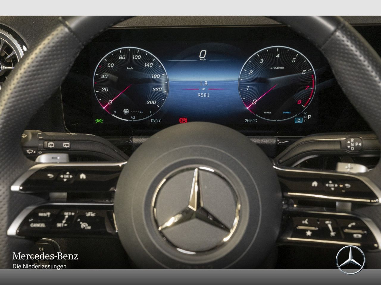 Mercedes-Benz GLA 180 AMG Adv.+/NIGHT/19"/AMBIENTE/KEYL/EASY-P foto 17