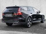 Volvo V60 Cross Country B4 AWD Ultimate AHK Pano 360Gr - Volvo V60 Cross Country Ultimate mit Diesel-Antrieb