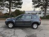 Dacia Duster I Laureate 4x2 - Dacia Duster Gebrauchtwagen in Hamburg