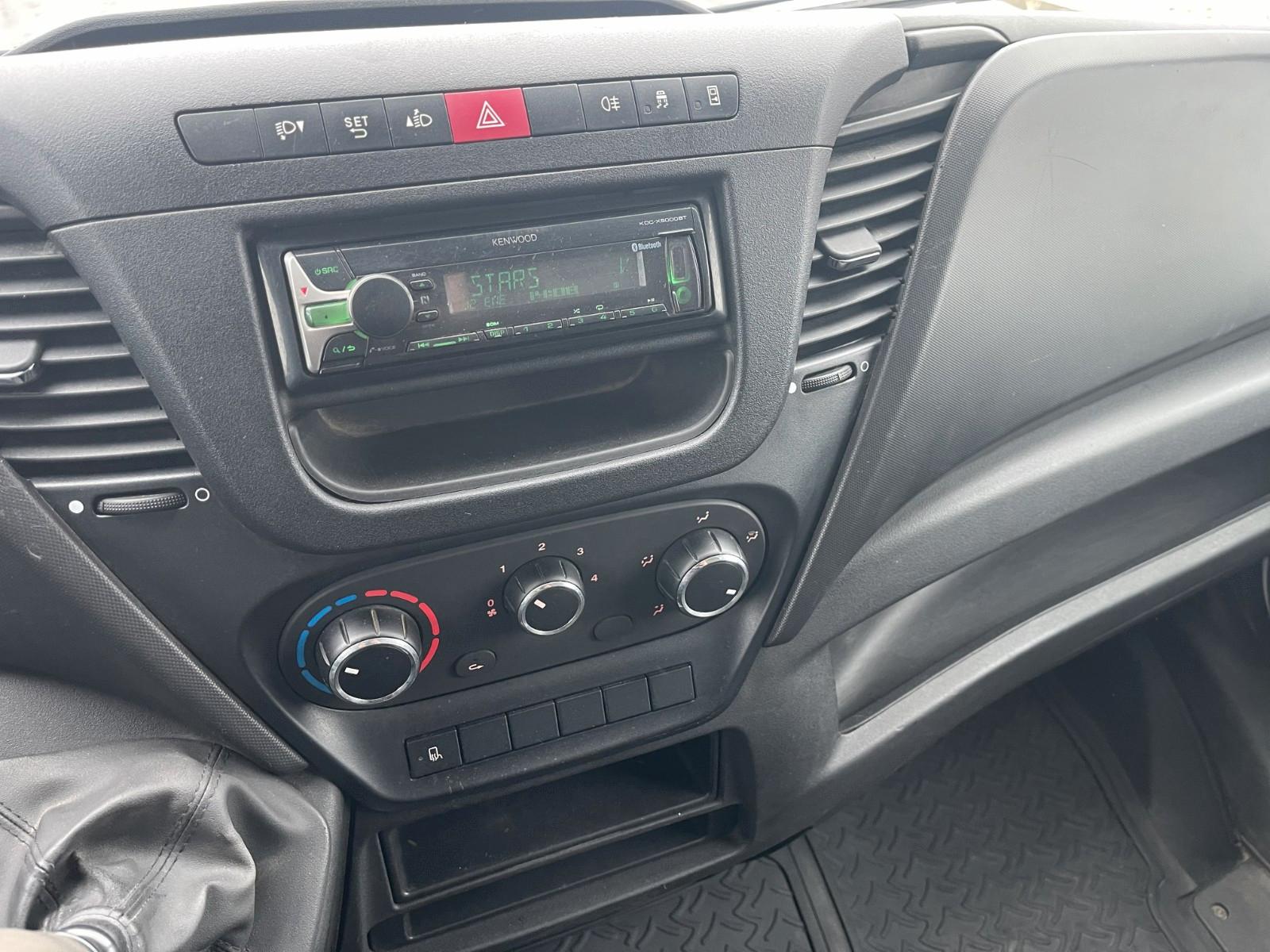 Iveco ANDERE Daily Kasten HKa 35 S  TÜV 06 2027