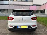 Renault Kadjar TCe 140 EDC GPF Bose Edition Bose Edition - Renault Kadjar in Köln
