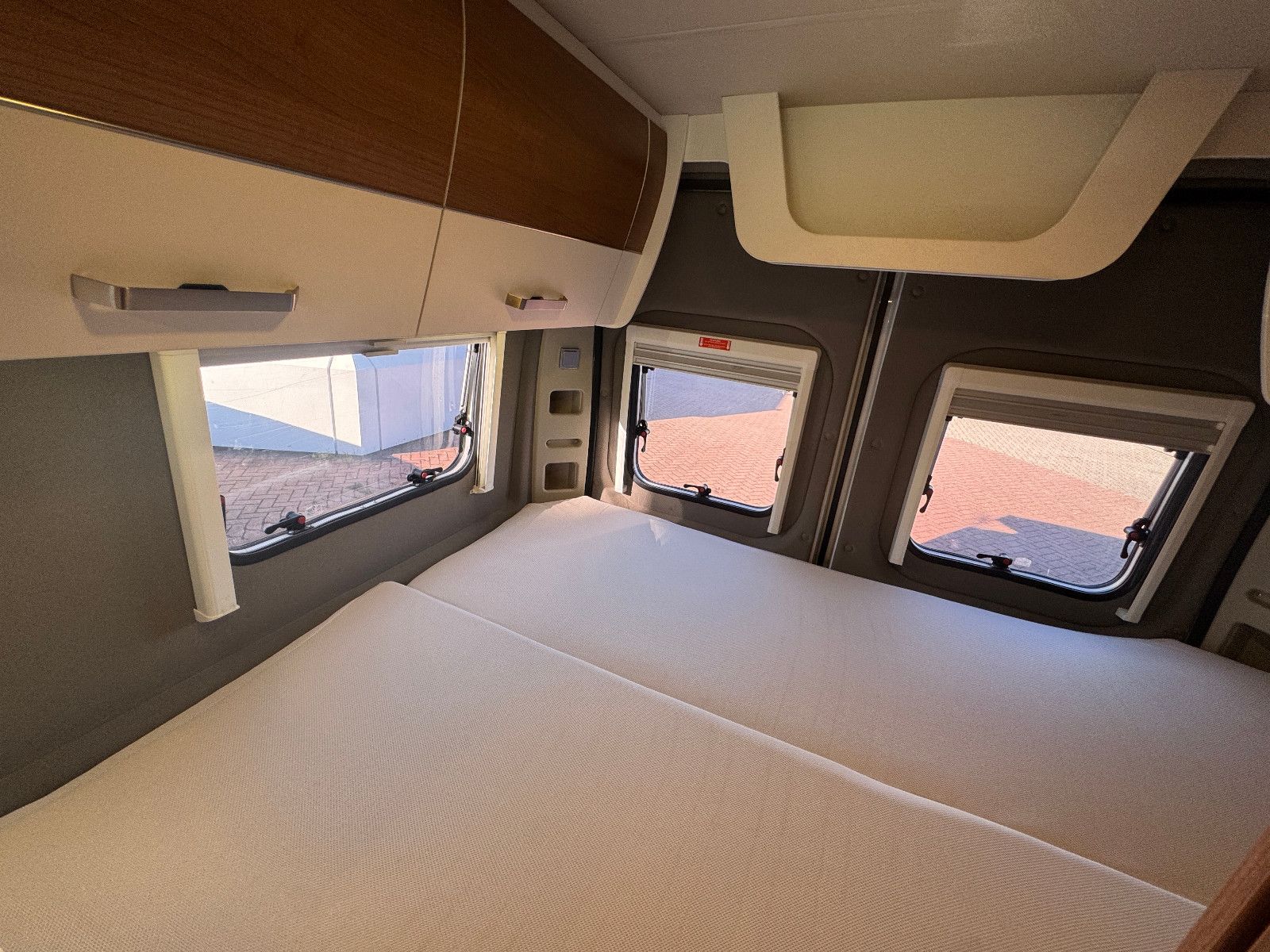 Fahrzeugabbildung VANTourer 540 FIAT DUCATO AUFSTELLDACH 5 SCHLAFPLÄTZE AHK