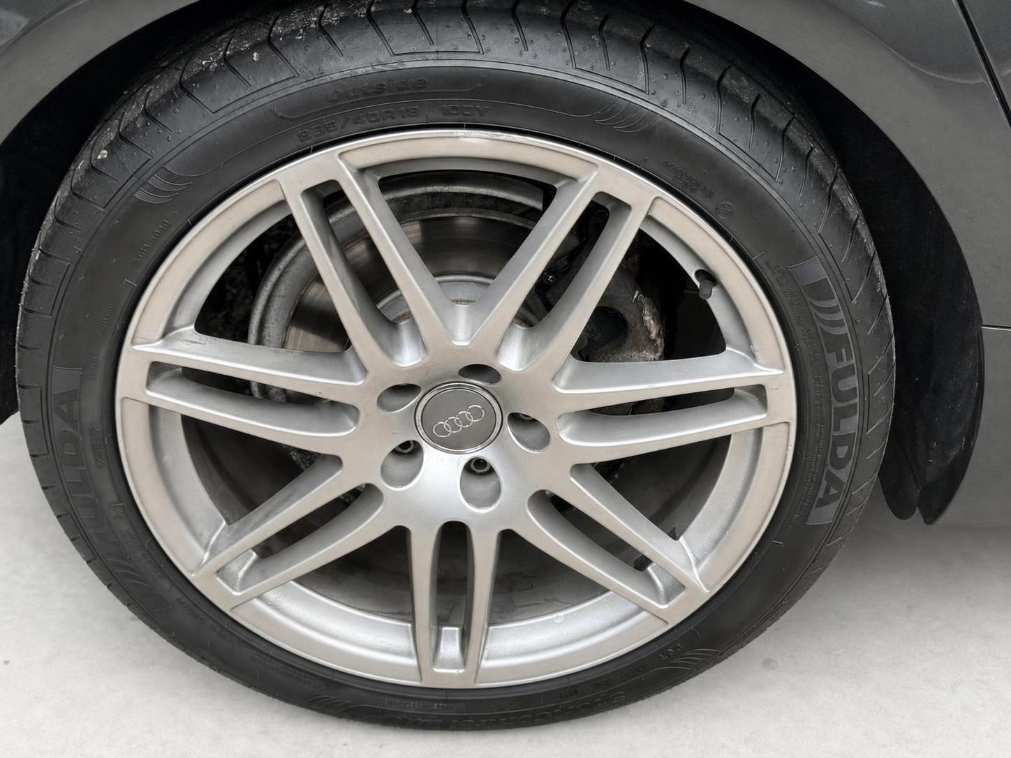 AUDI A6 3.0 TDI AVANT CUIR +NAVI+XENON+SPORTSITZ+1ERE MAIN+ | 204 ch | BVA | PACK SPORT | V