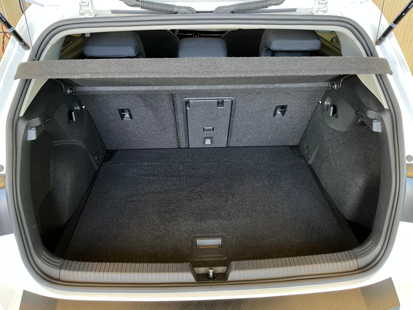 Volkswagen Golf VIII ACTIVE 1.5 TSI Standhg. HUD Navi LED-P, миниатюра 10