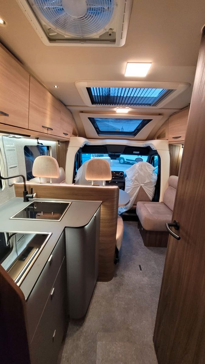 Fahrzeugabbildung Eura Mobil Profila T 696 EB * SAT / TV 32'' *