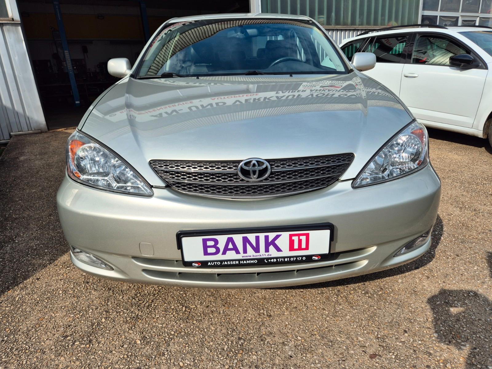Toyota Camry 2.4 Auto