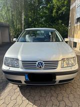 Volkswagen Bora 1.6 Edition Edition - Volkswagen Bora Edition mit Benzin-Antrieb