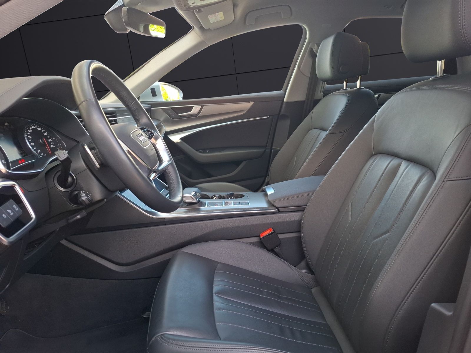 Fahrzeugabbildung Audi A6 Avant 40 TDI quattro design S-tronic  Matrix