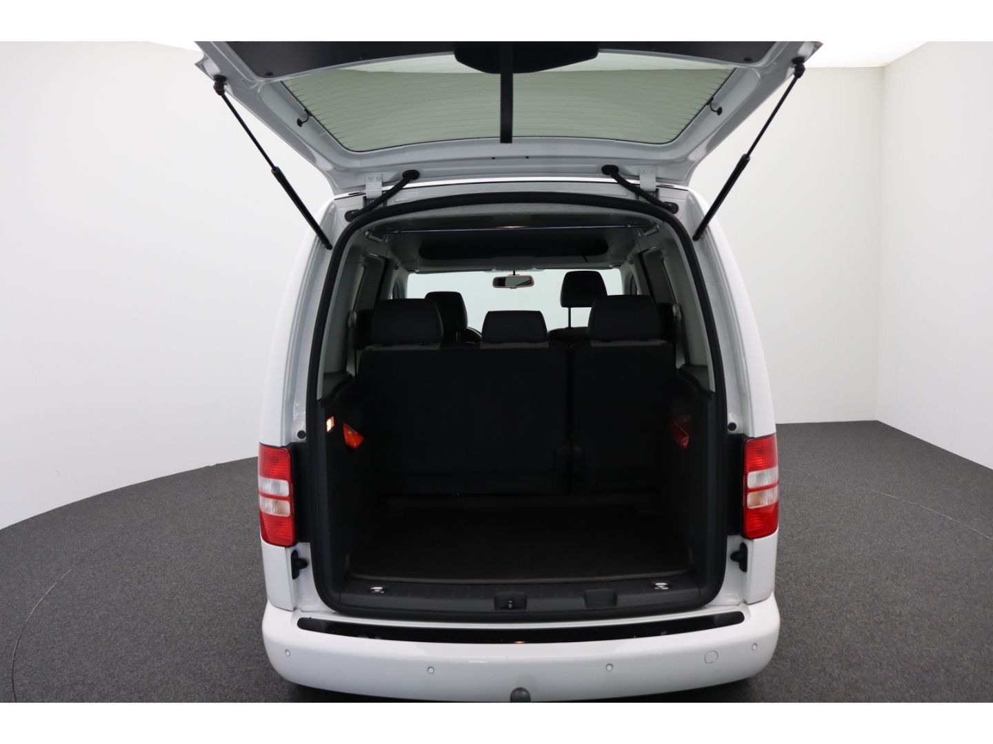 Fahrzeugabbildung Volkswagen Caddy 1.2 Kombi Edition30 Alcantara