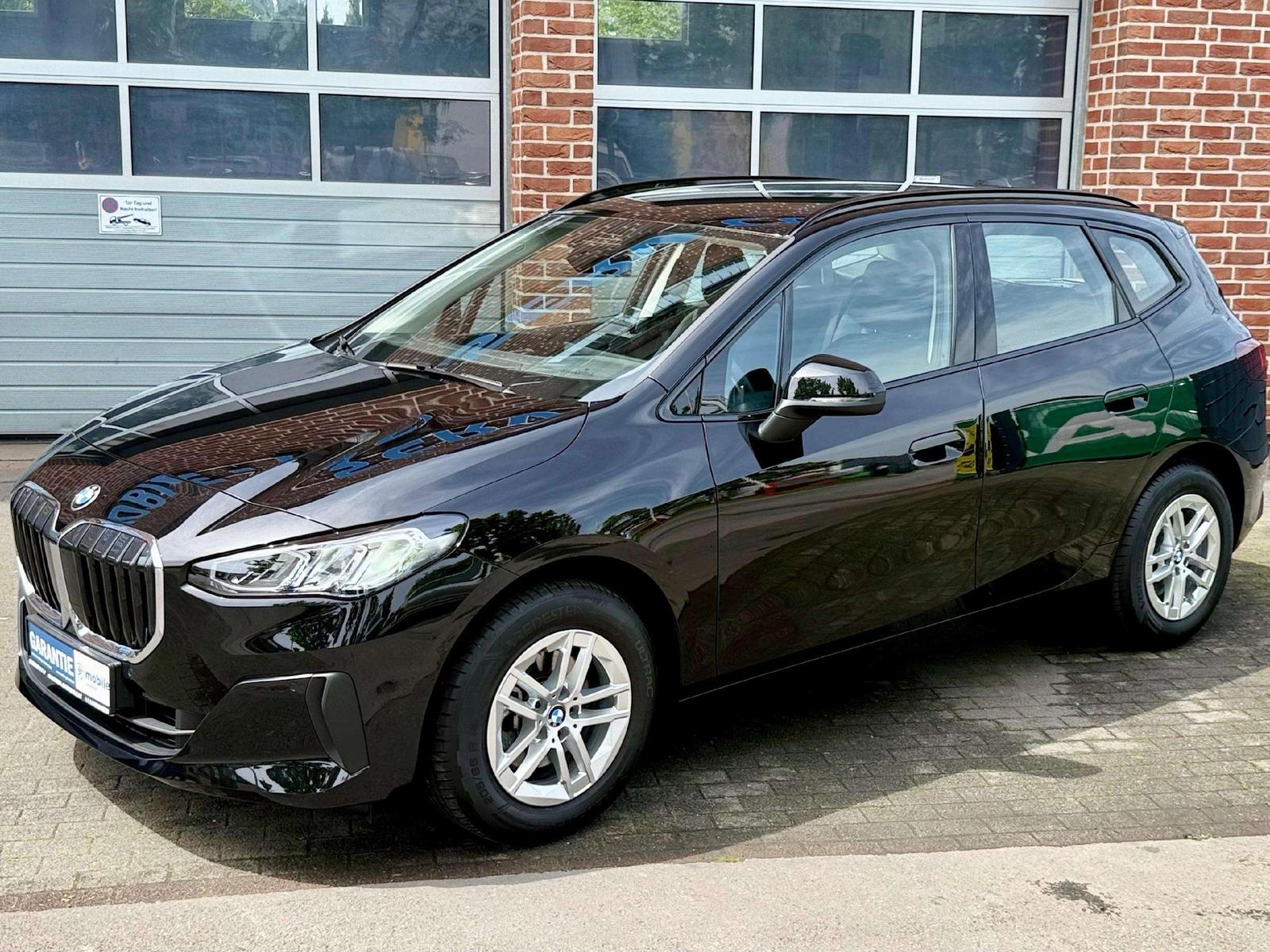 BMW 216 i 10.TKm*2026 er*Automatik*Navi*CarPlay*Kame