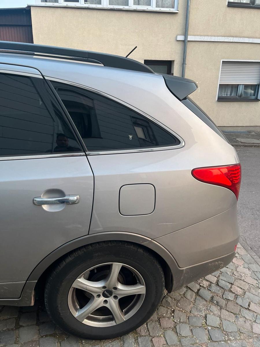 Hyundai ix55 2011 — photo 12