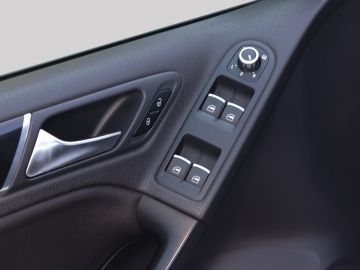Volkswagen Golf Cabriolet R 2.0 TSI DSG Carbon  Navi Xenon 