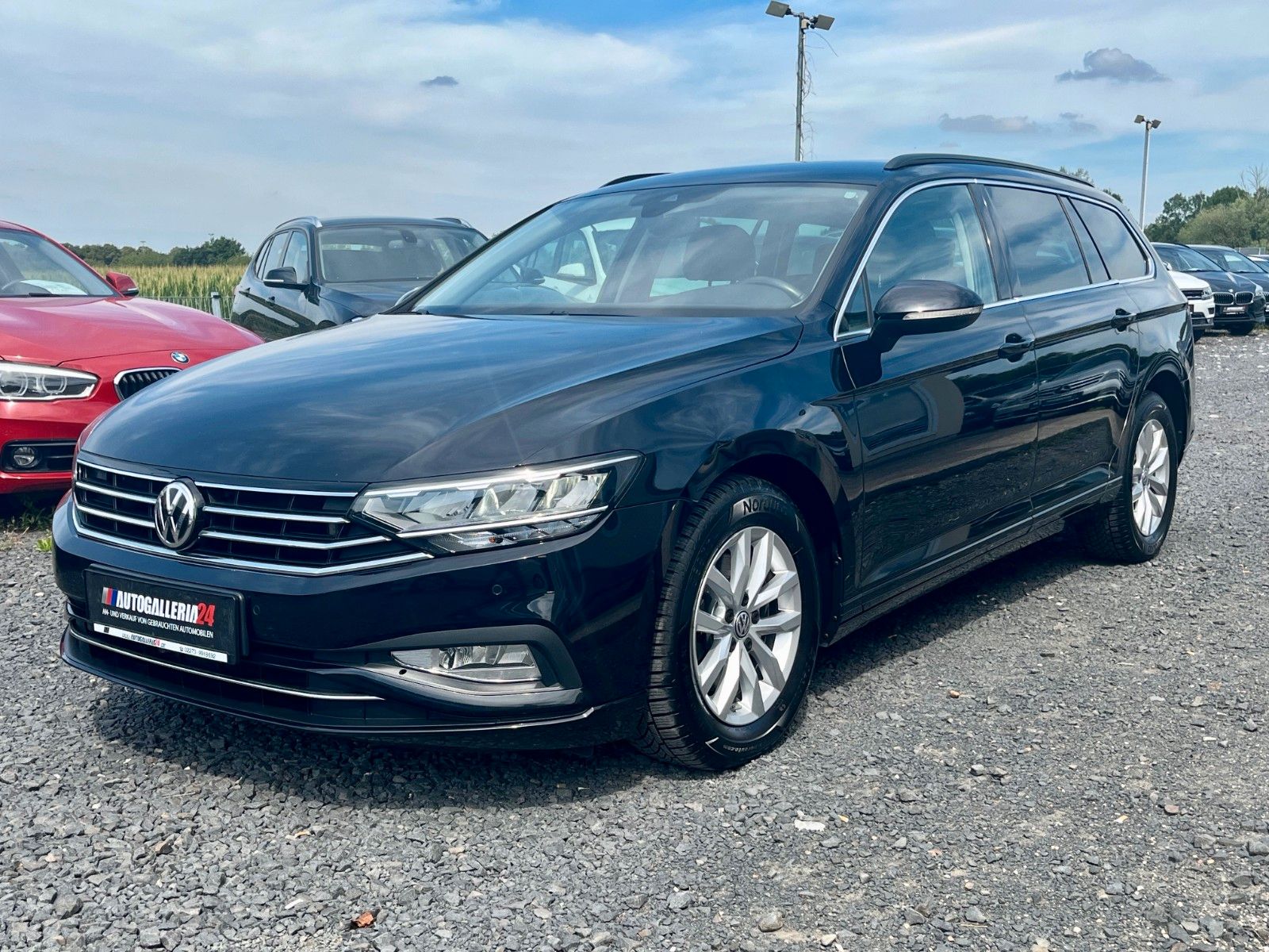 Fahrzeugabbildung Volkswagen Passat Variant 2.0 TDI Aut. Business Navi AHK AC