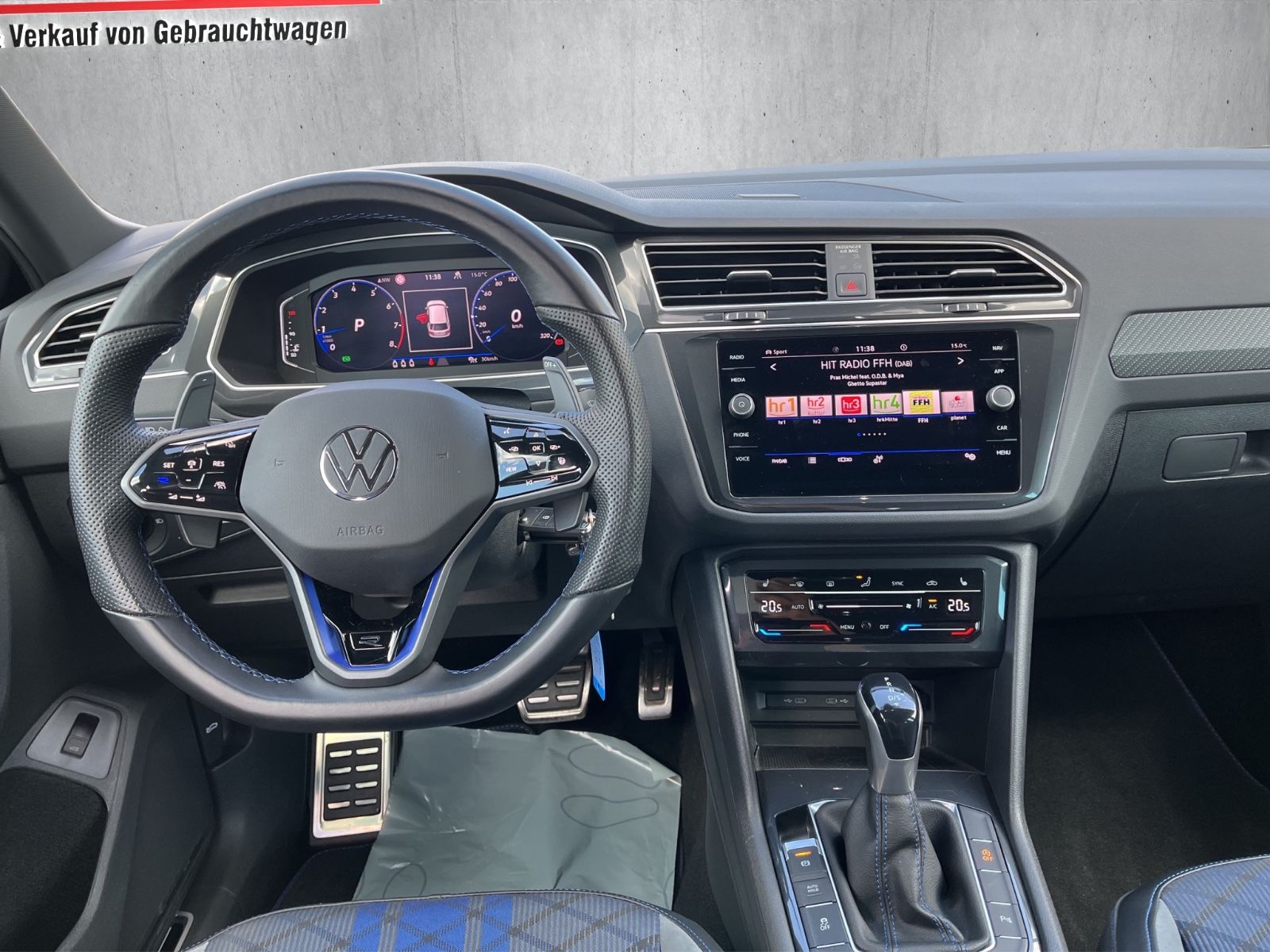 Volkswagen Tiguan R 4Motion MATRIX-LED HUD ACC APP 1-HAND foto 17