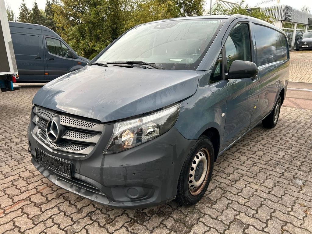 Image of Mercedes-Benz Vito