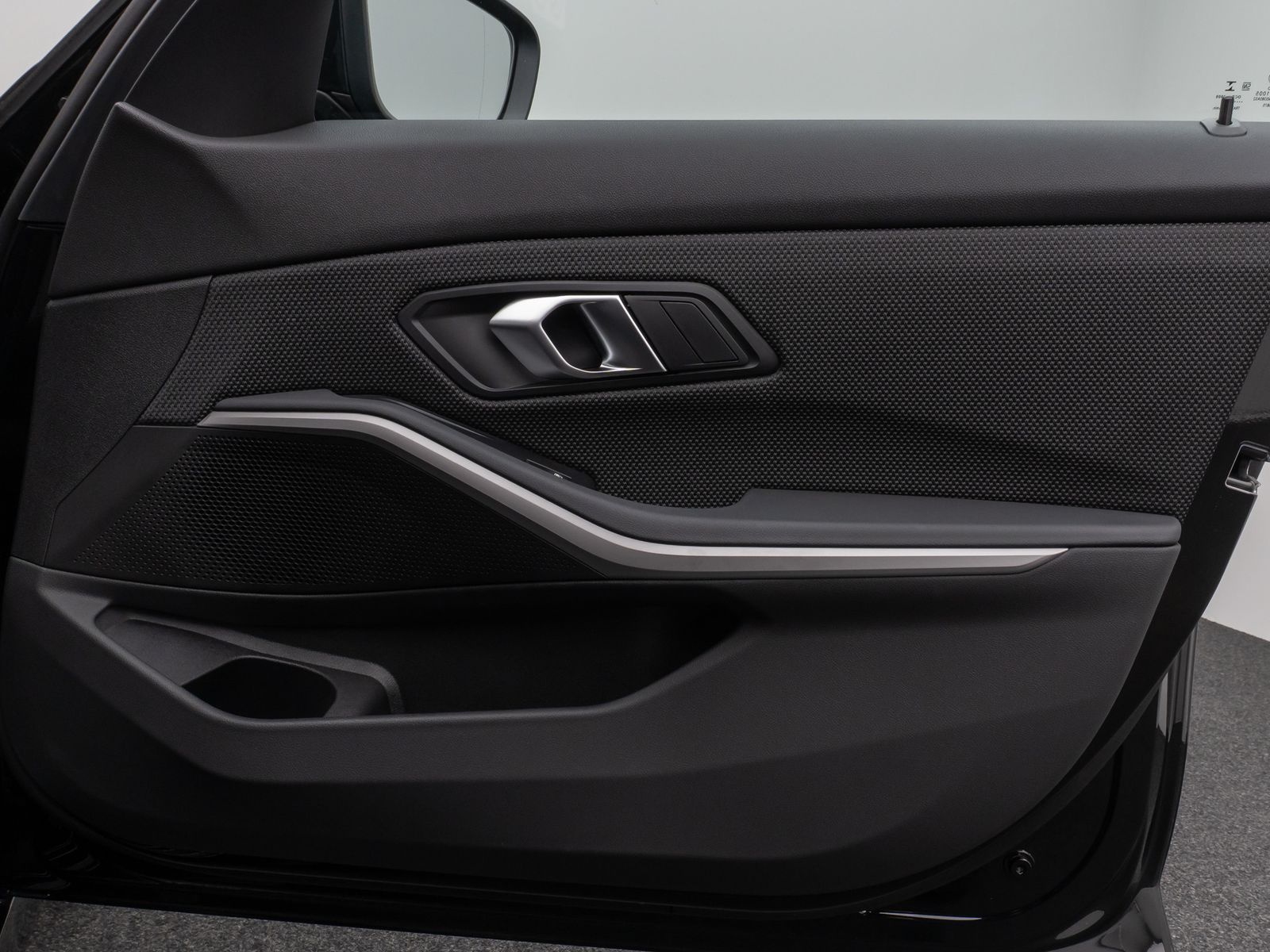 Fahrzeugabbildung BMW 320d xD  Glasdach Kamera DAB Geschwindigkeitsreg