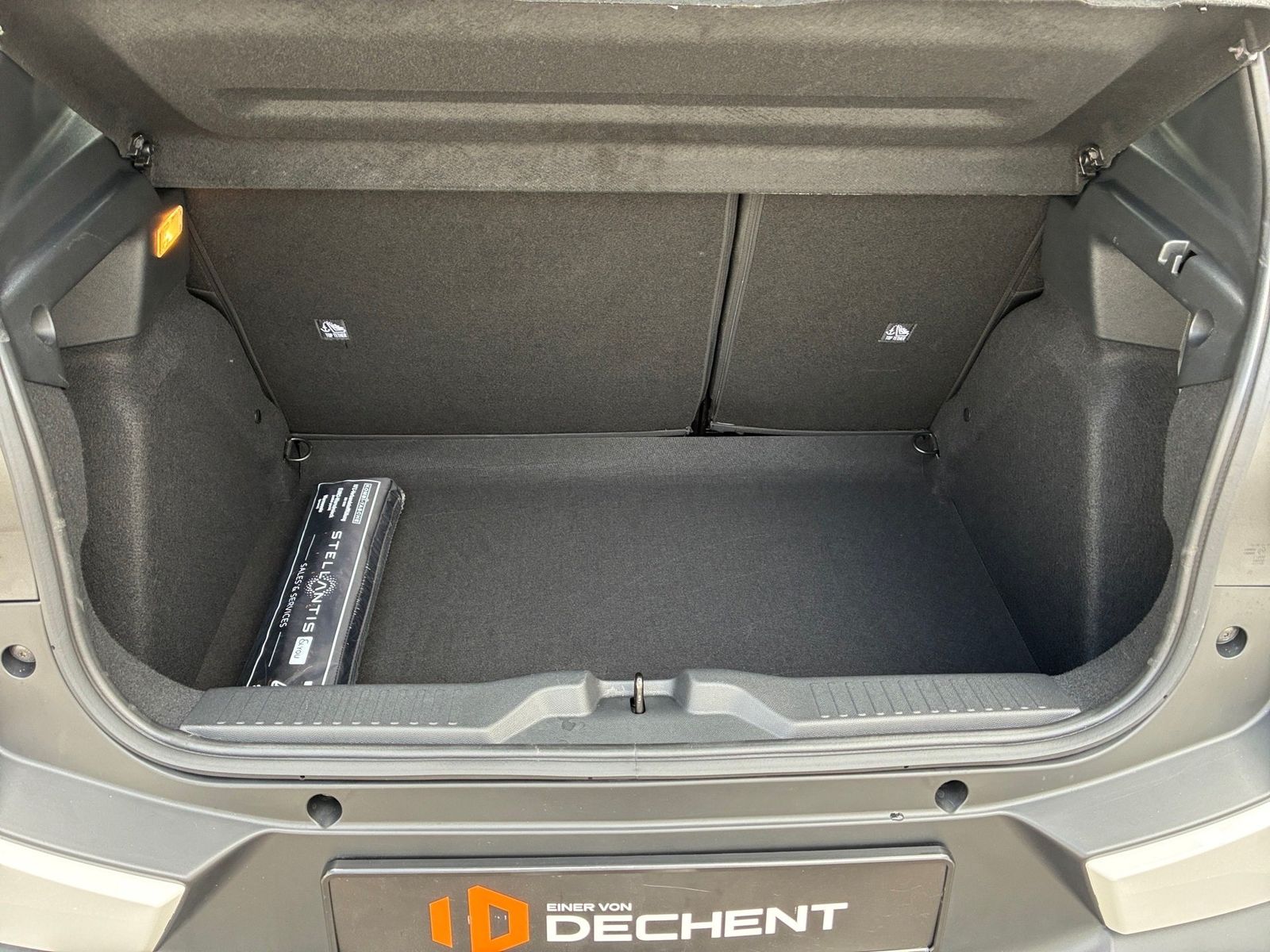 Fahrzeugabbildung Citroën C3 1.2T MAX Sitzhz,Kamera,Allwetter,Navi,LED