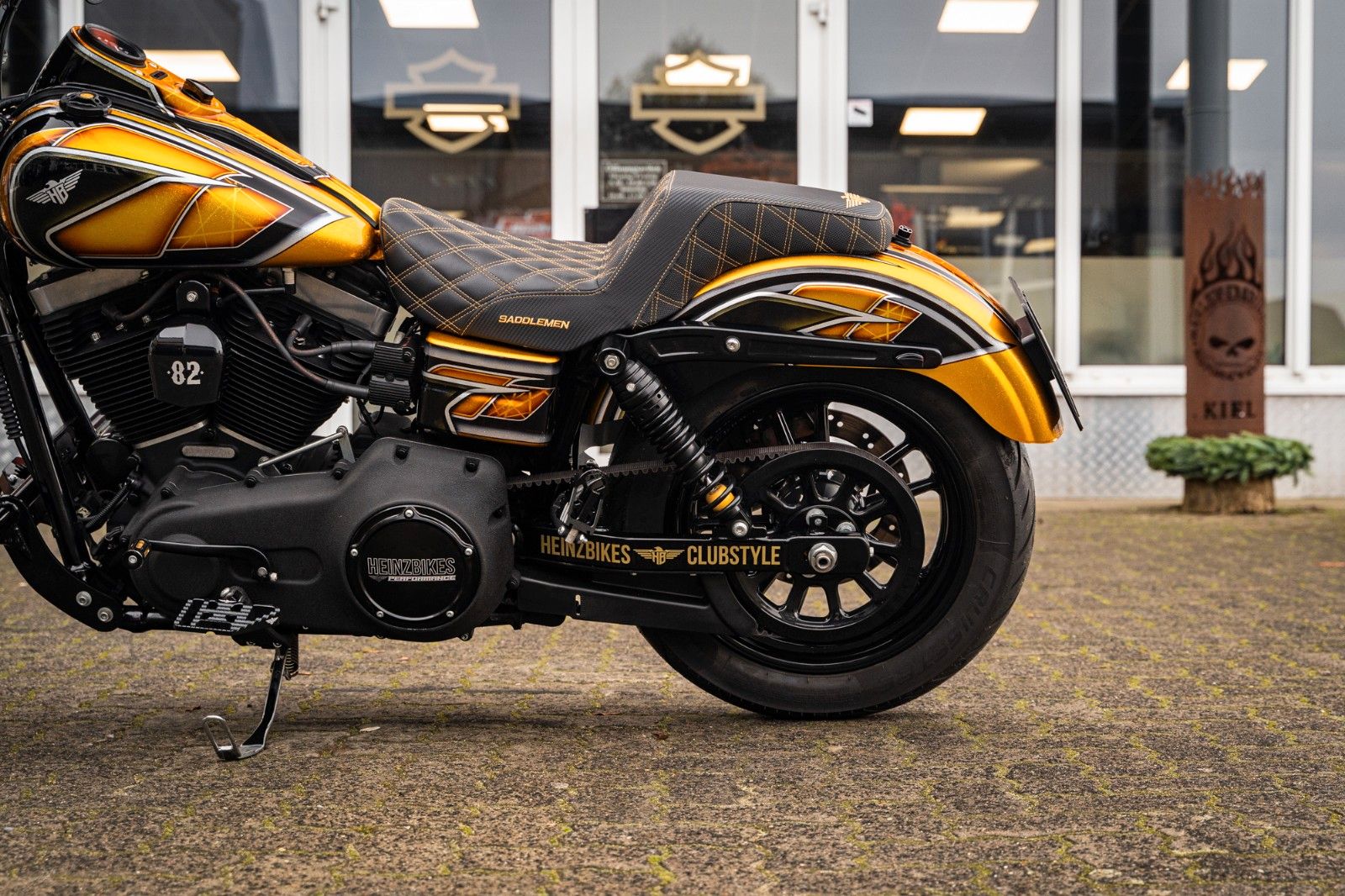 Fahrzeugabbildung Harley-Davidson Dyna Street Bob Ltd. Heinz Bikes Clubstyle 1of1