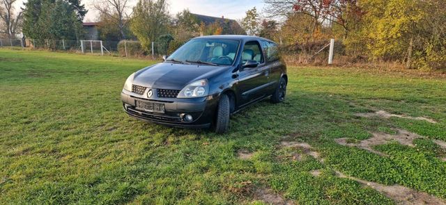 Renault Clio TÜV Neu