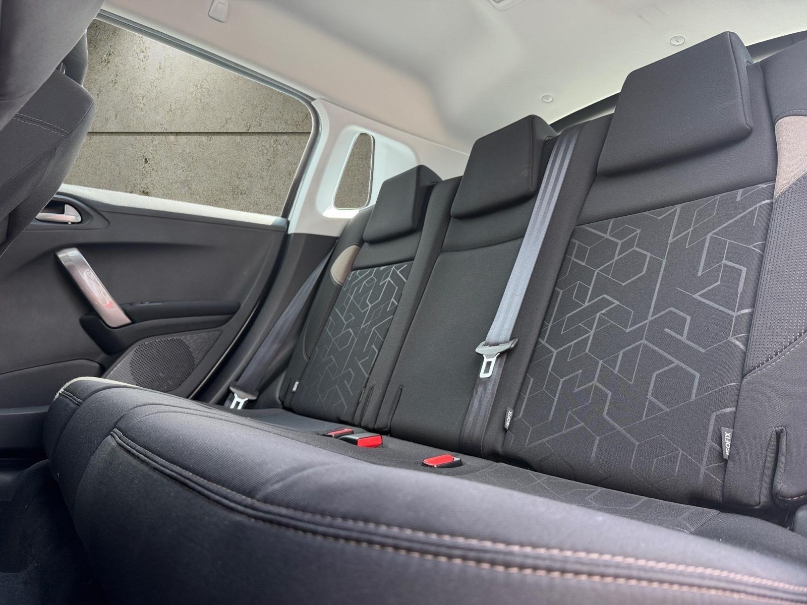 Peugeot 2008 Active *KLIMA*SHZ*PDC*NAVI*TOUCH.*TEMP.*TÜV