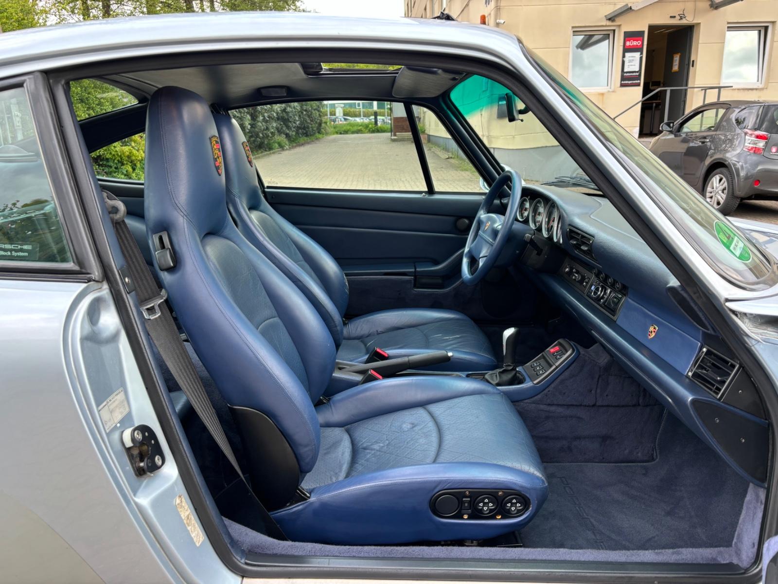 Porsche 911 / 993 Carrera 4 Coupe NOTE 2+ DE FAHRZEUG