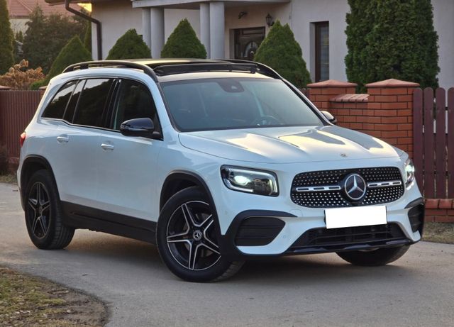 MERCEDES-BENZ GLB 200 d 4M AMG Line Pano Kam Led