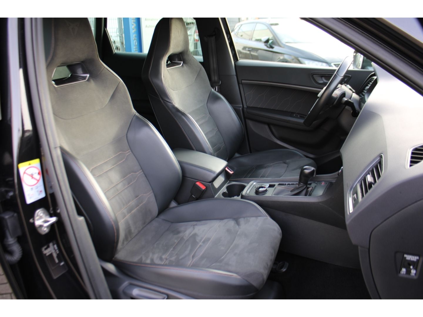 CUPRA Ateca 4Drive Cupra DSG ACC LED 360 Gr Navi beats - Image 12