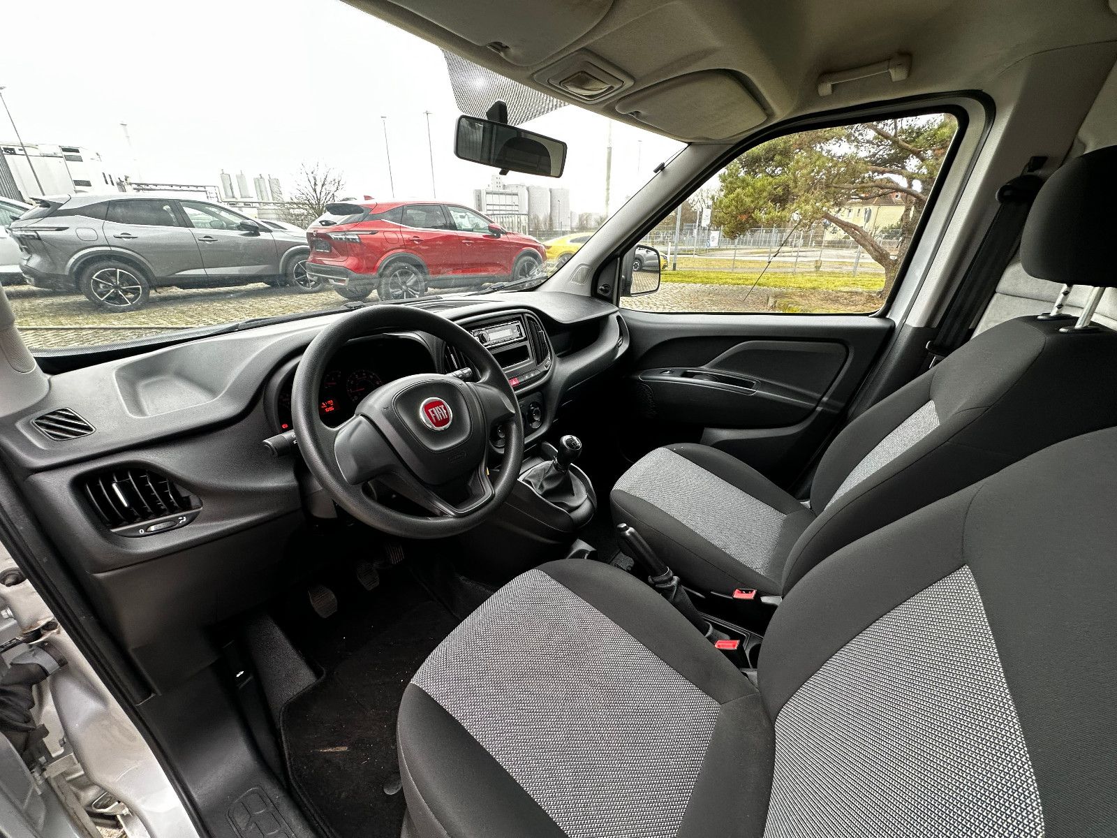 Fahrzeugabbildung Fiat Doblo Doblò Basis Kasten L1H1 verglast