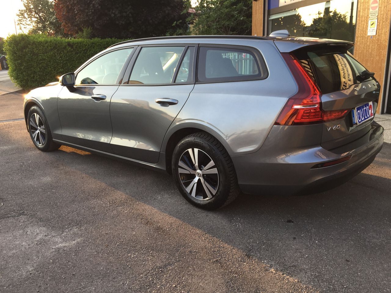 Volvo V60 D3 Geartronic Business Plus imagem 2