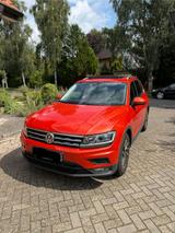 Volkswagen tiguan 2.0 sehr gepflegt - Volkswagen Tiguan: Kombi