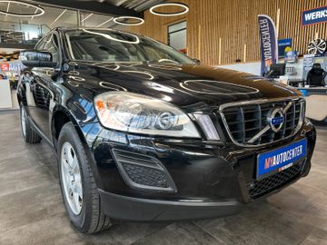 Volvo XC60 Momentum AWD *Xenon*Leder*