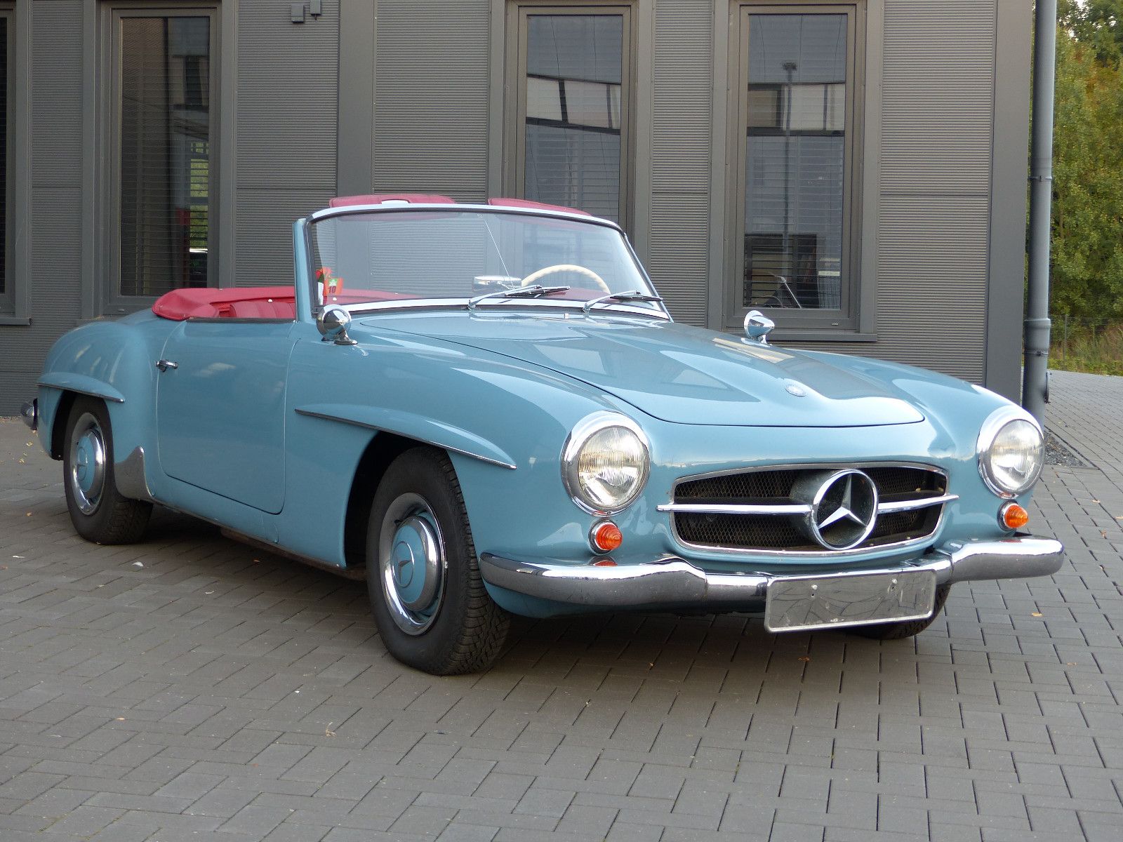 Fahrzeugabbildung Mercedes-Benz 190 SL