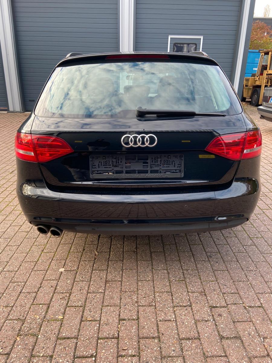 Audi A4 2014 — photo 9