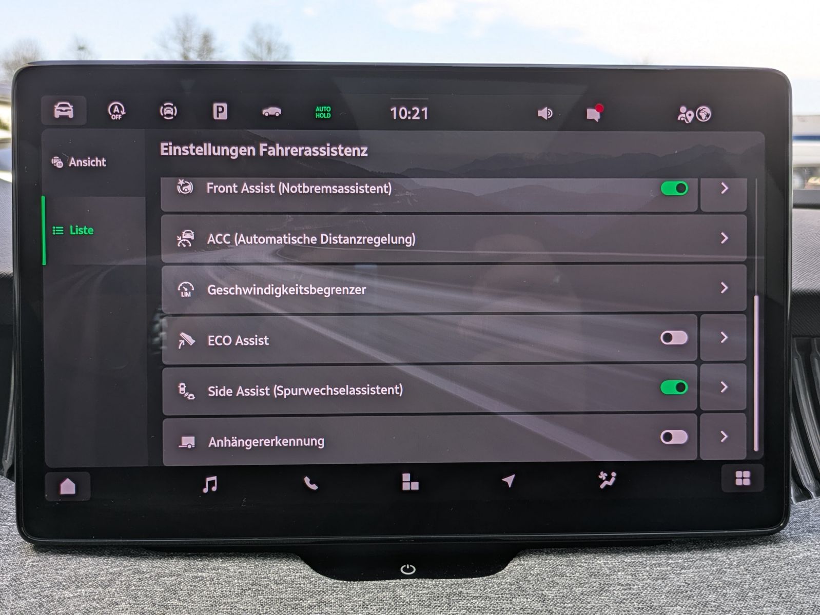 Fahrzeugabbildung SKODA Superb 2.0 TDI 4x4 Selection MATRIX*AHK*PANO*19"