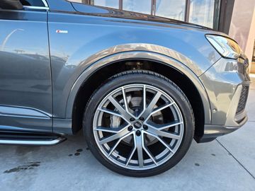 Audi Q7 - 6