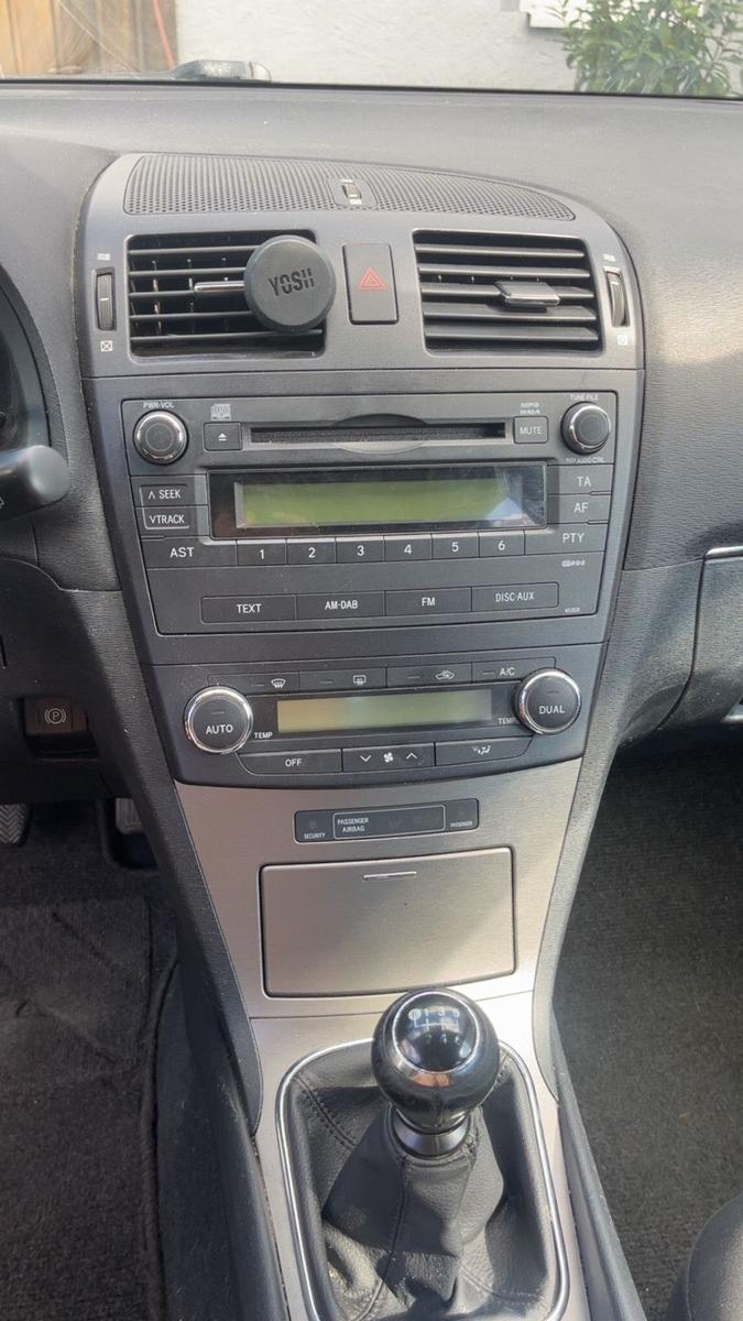 Toyota Avensis 2009 — photo 9