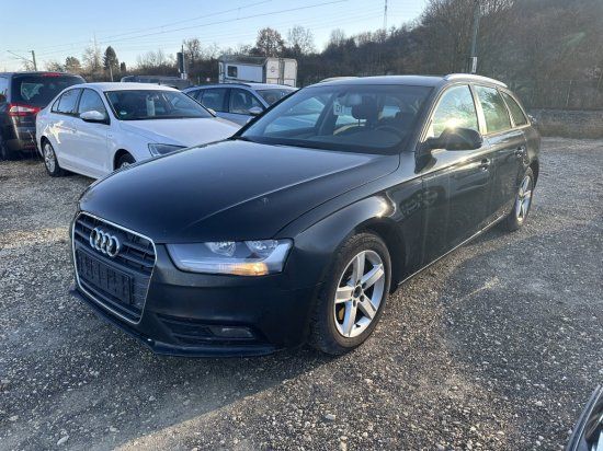 Audi A4 Avant 2.0 TDI AMBITION*AUTOM*NAVI*PDC