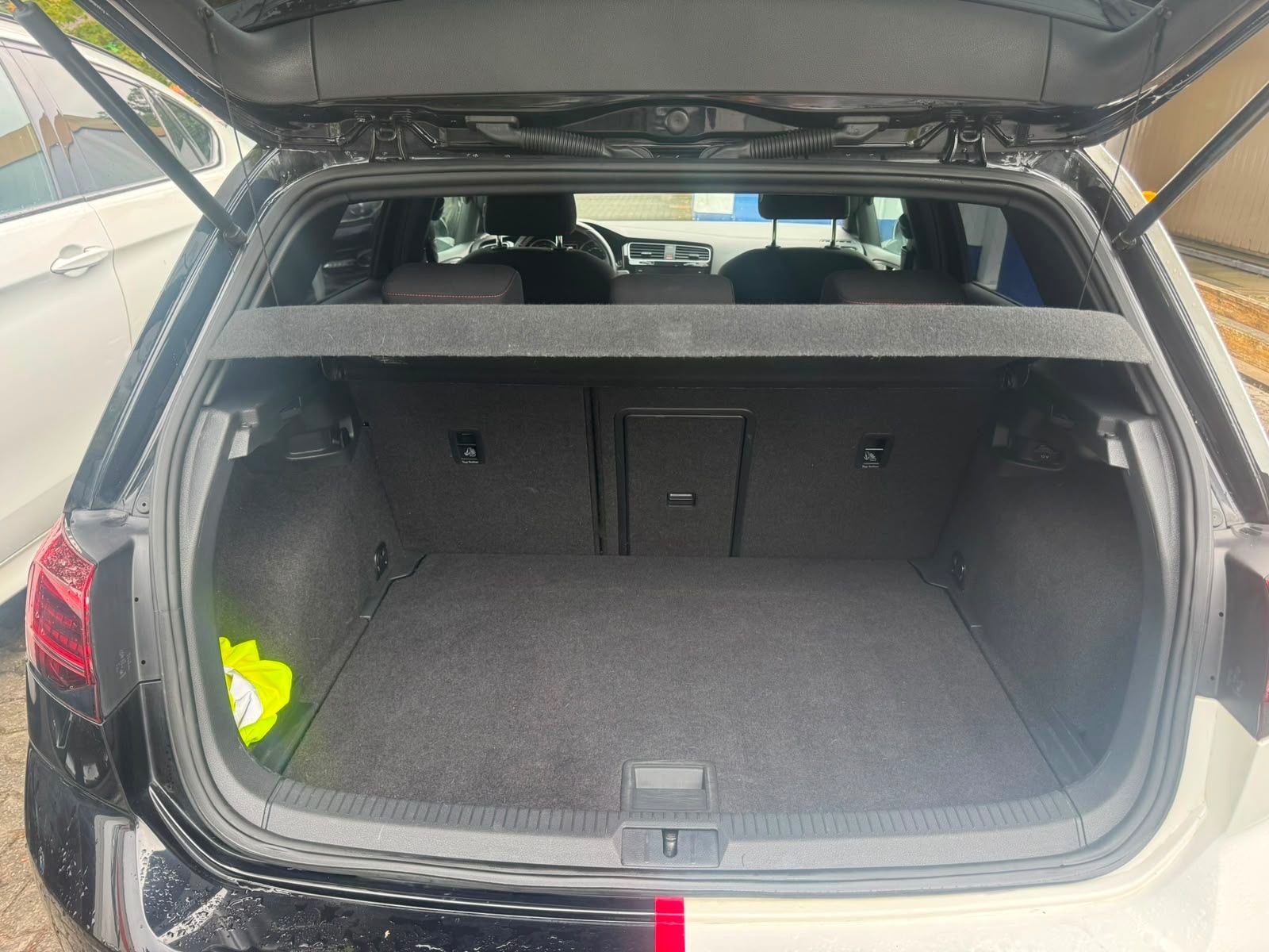 Fahrzeugabbildung Volkswagen Golf VII Lim. GTI BMT/Start-Stopp
