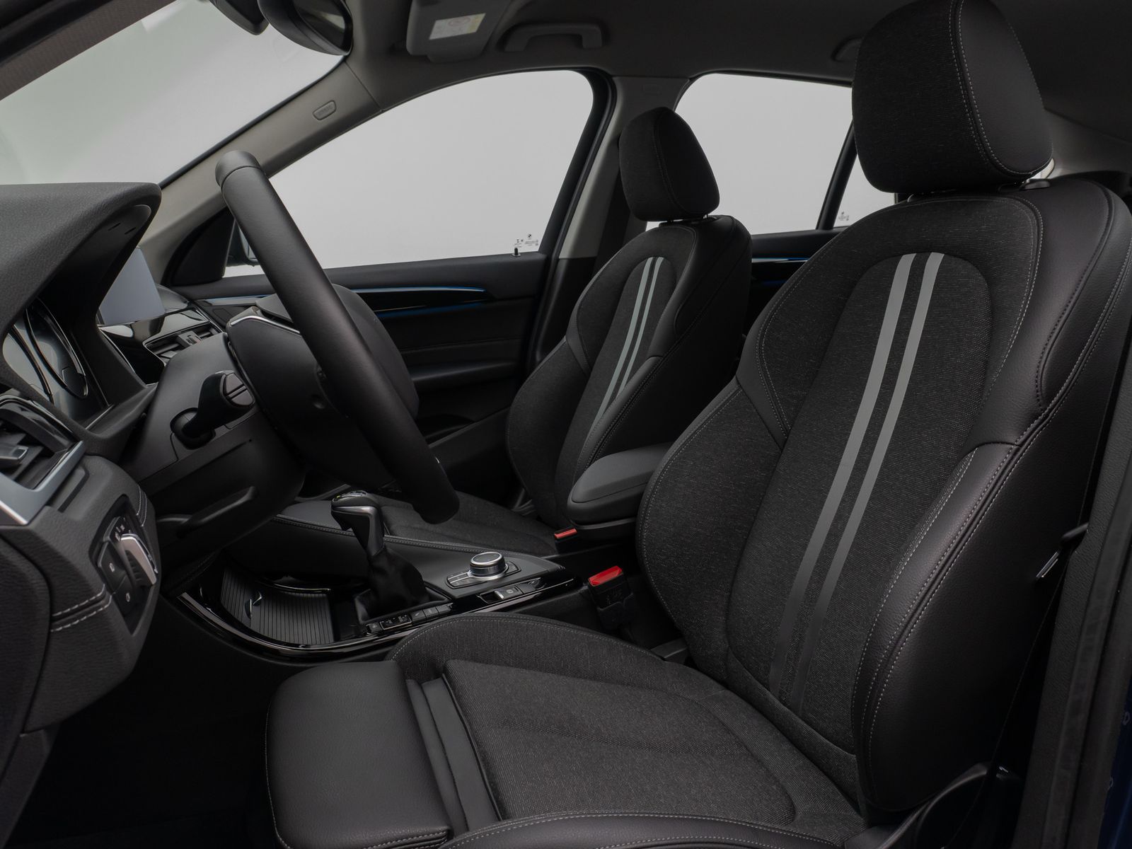 Fahrzeugabbildung BMW X1 xD25e Sport Line Kamera DAB Geschwindigkeitsr