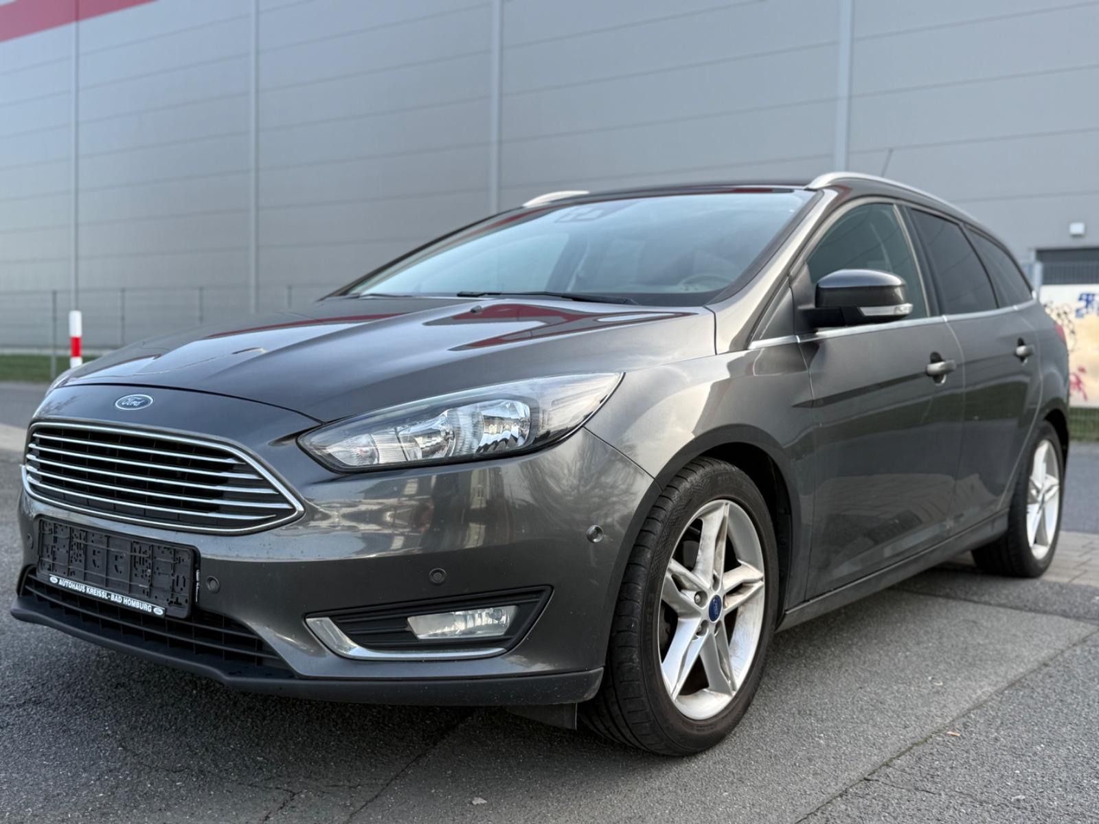 Ford Focus Turnier Titanium PARKASSISTENT/TÜV NEU